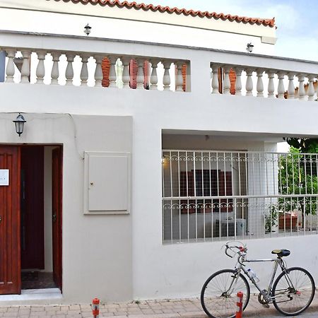 Αρχοντικό Σπίτι Στην Αίγινα Aegina Exterior foto